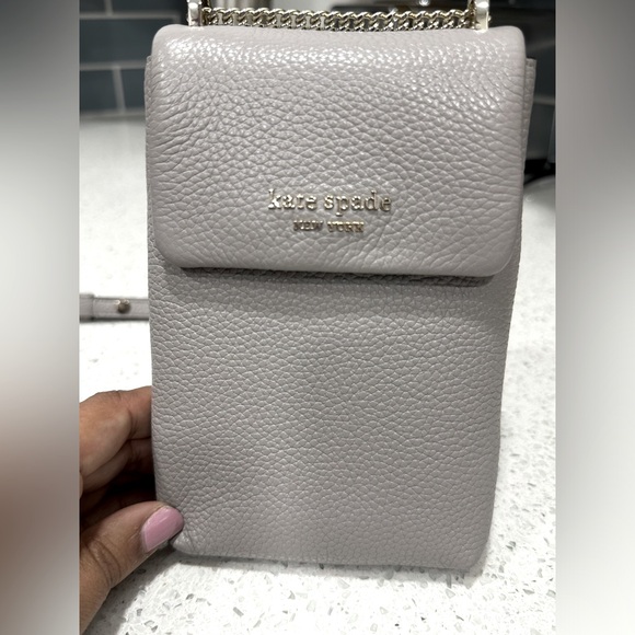 KATE SPADE NEW YORK Veronica Pebbled Phone Crossbody in Gray - Picture 1 of 6